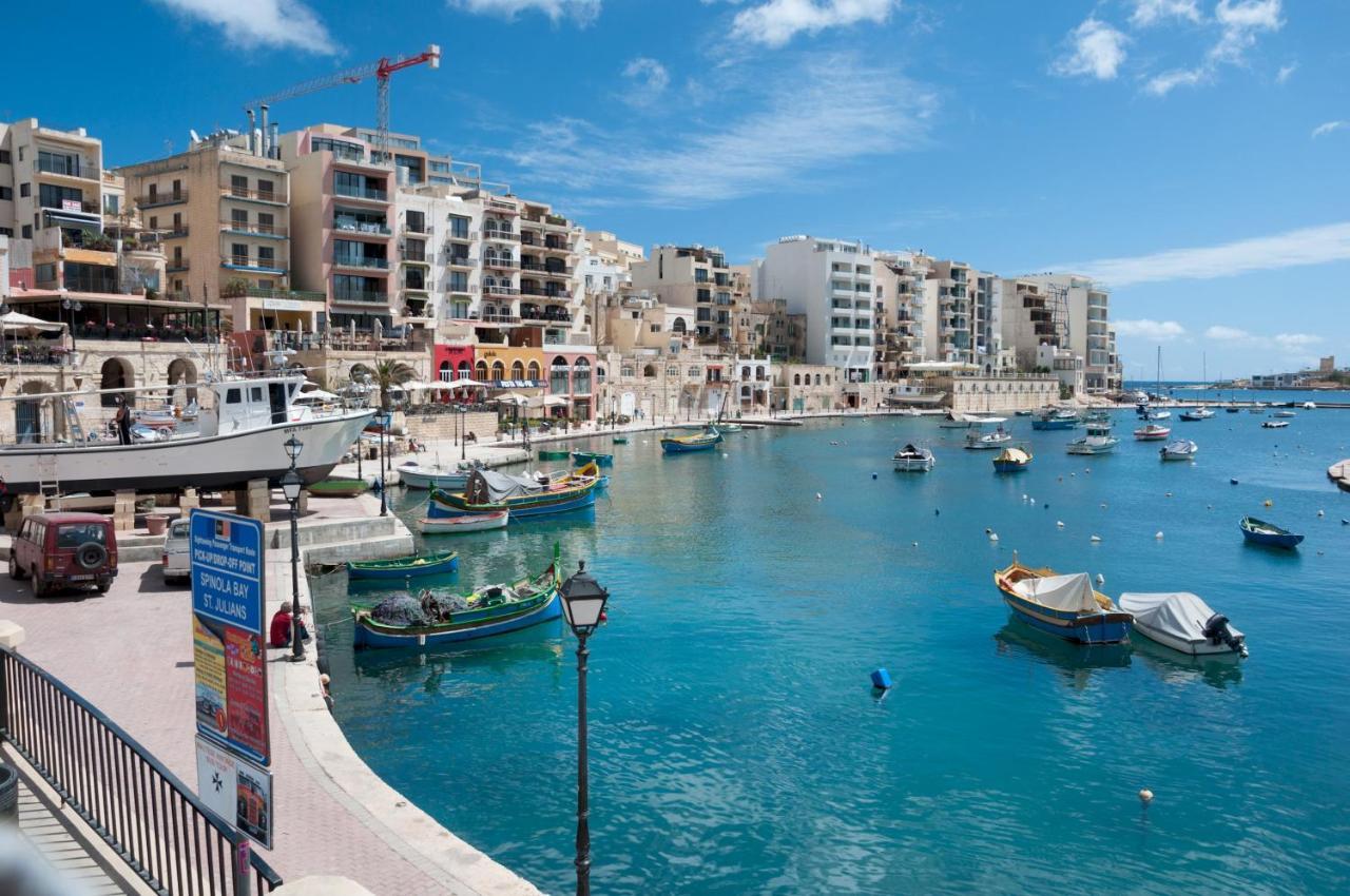 Modern 3 Bedroom Apartment In Central Sliema Bagian luar foto